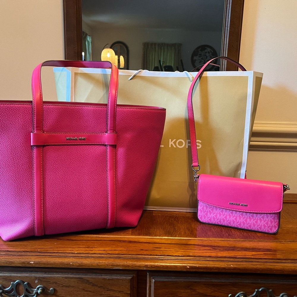 2 for 1 GREAT DEAL Michael Kors Vibrant Pink Tote and Crossbody Set